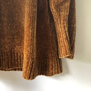 Zara Sweaters - Zara Mustard Chenille V-Neck Sweater Zara Sweaters - Zara Mustard Chenille V-Neck Sweater